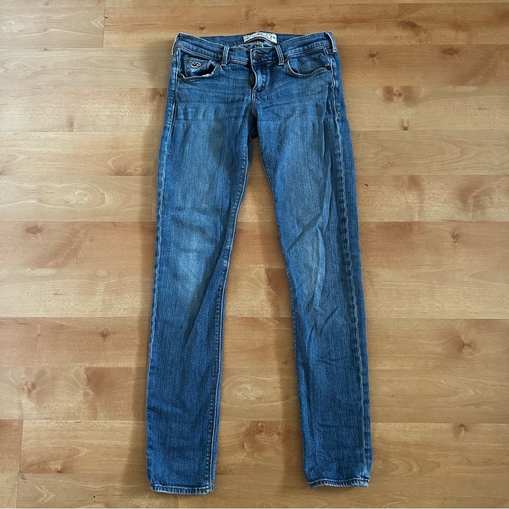 Hollister Women's Classic Blue Skinny Jeans